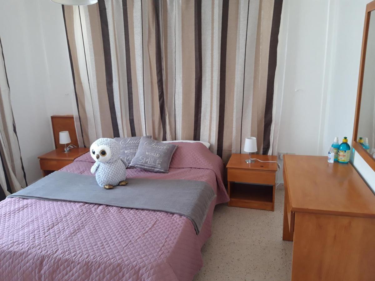 La Veranda Sea View Apartments Larnaca Exterior foto